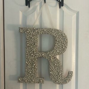 Decorative Pearl “R” Sign